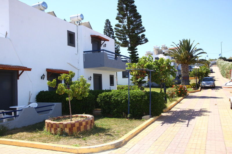 Villa Marina Hersonissos  Exteriör bild
